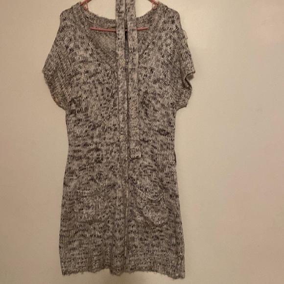 Dresses & Skirts - Extra touch  white and gray with belt. Very nice and warm